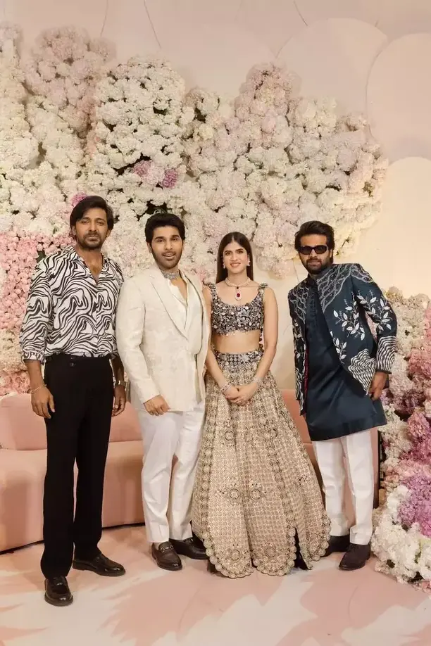 Allu Sirish Grand Pre Wedding Reception19