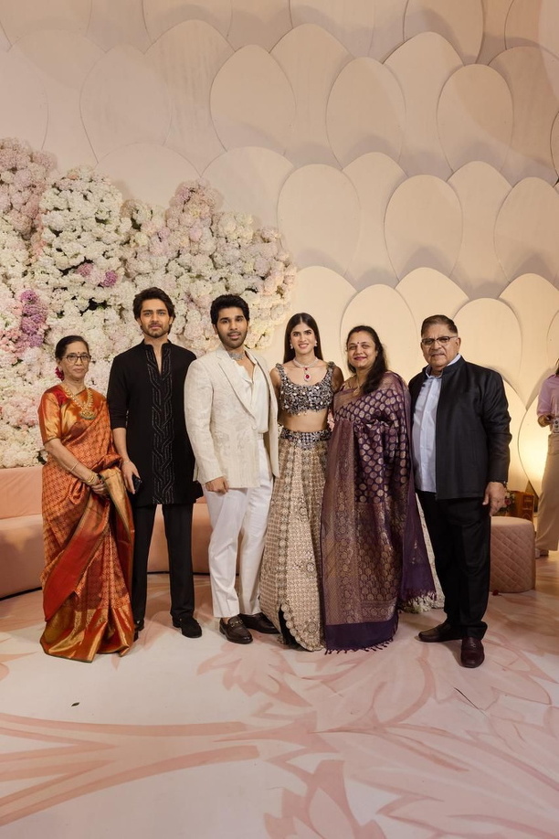 Allu Sirish Grand Pre Wedding Reception25