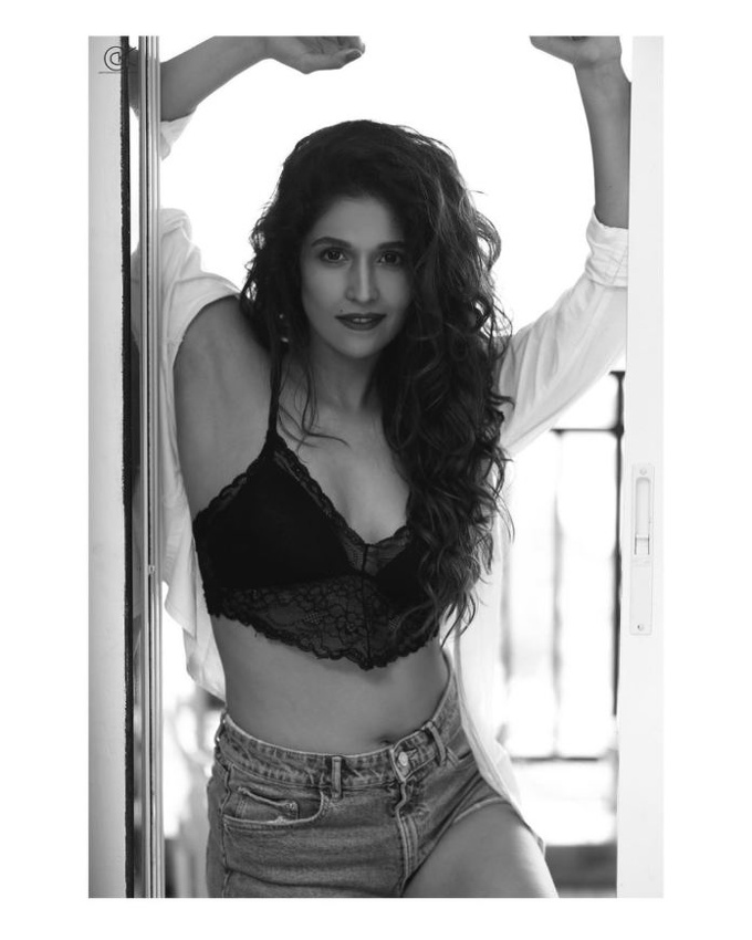 Harleen-Sethi-5
