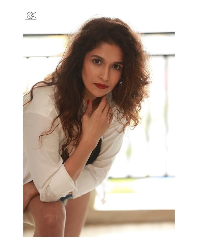 Harleen-Sethi-11