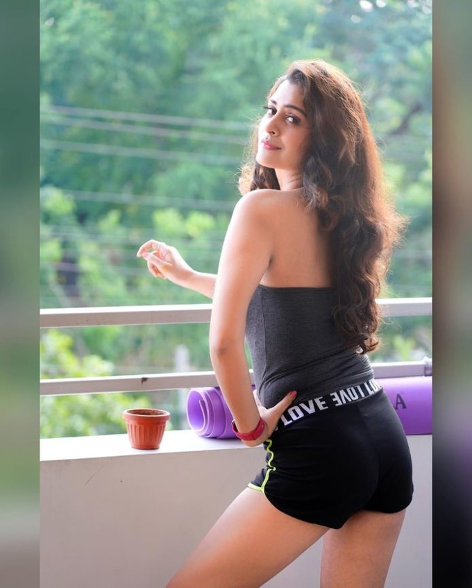 Payal-Rajput-2