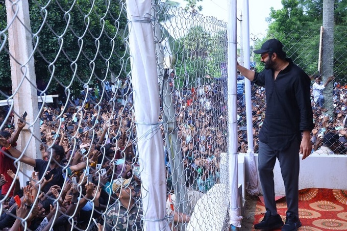 Prabhas at Mogalthuru Albums3
