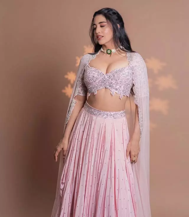 Daksha Nagarkar6.webp