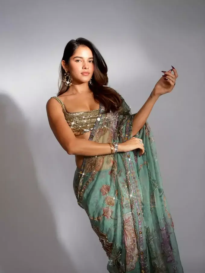 Meghna Kaur4