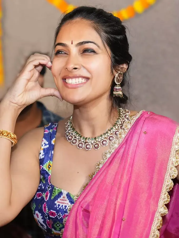 Divi Vadthya4
