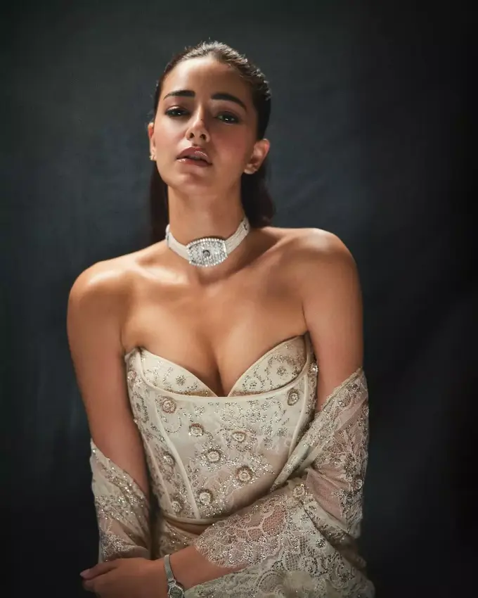Ananya Panday3
